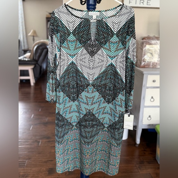 Cold Shoulder, Key Hole neckline, Geometric Patterned Dress, Sz 14 - Picture 1 of 8